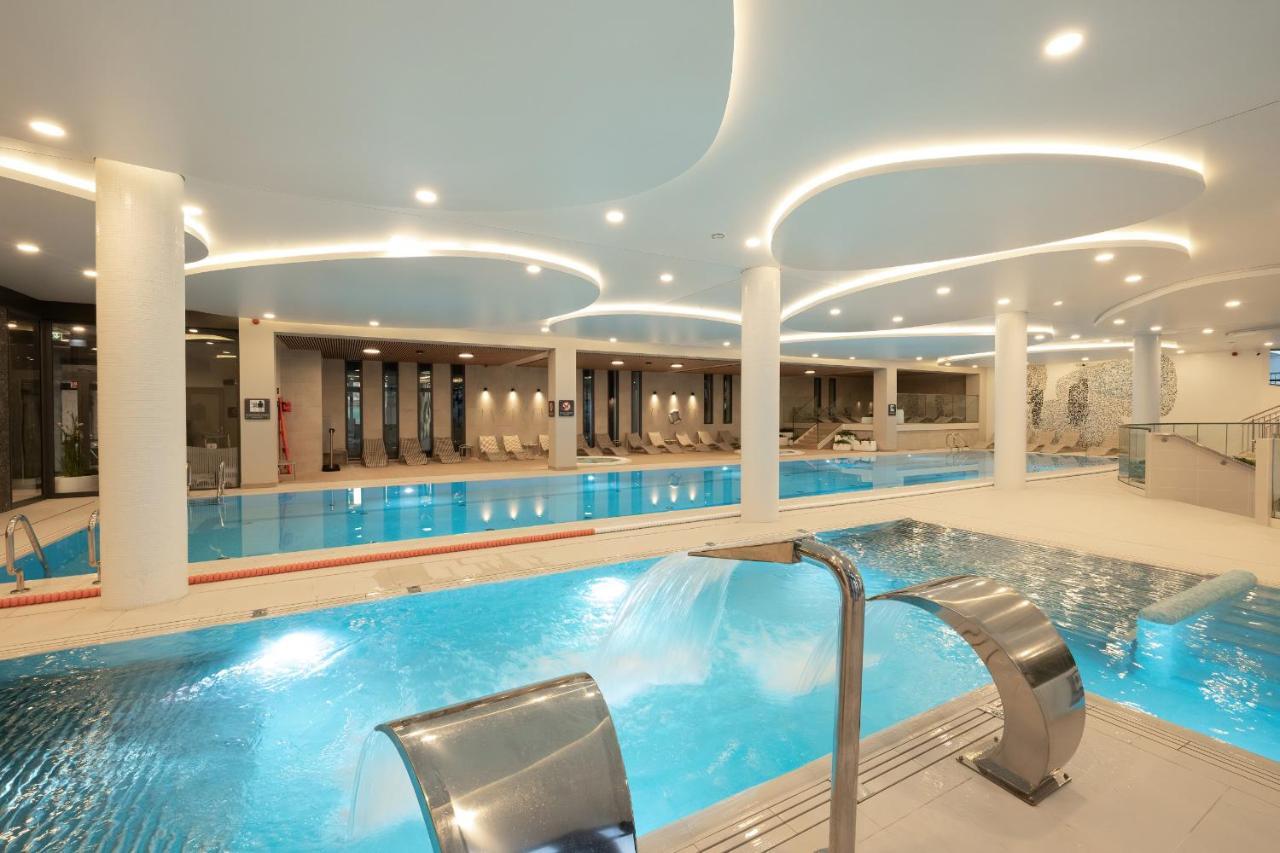 Polanki Aqua Apartment With Parking By Renters Prestige Kołobrzeg Exterior foto
